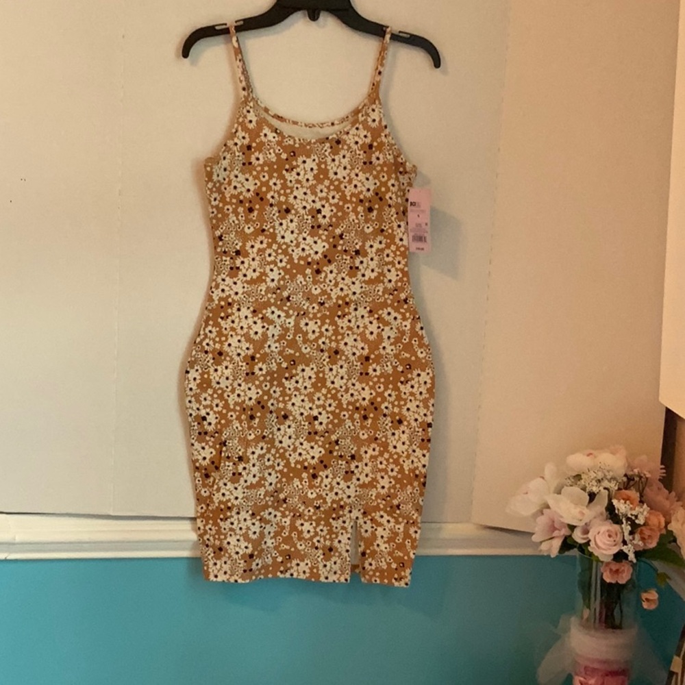 Tan Bodycon Mini Dress with Spaghetti Straps🔥🔥